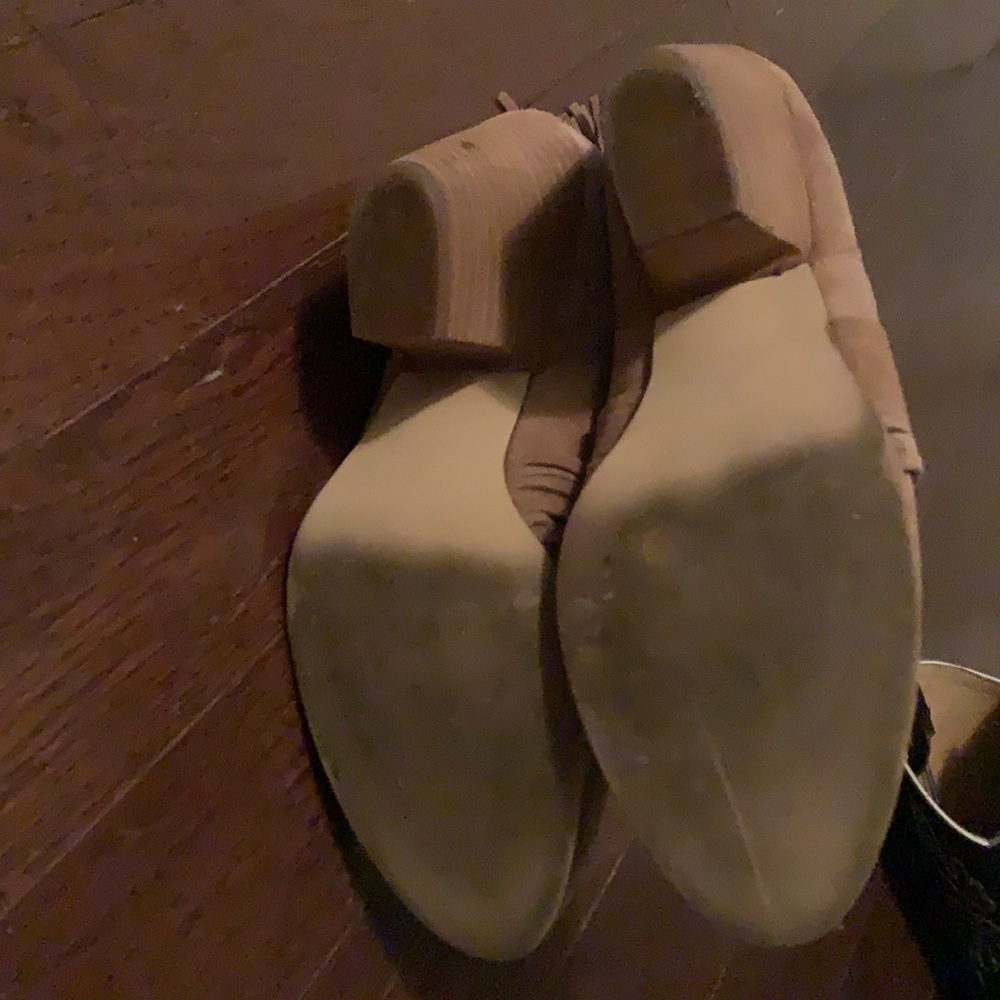 Tan booties - Picture 4 of 5